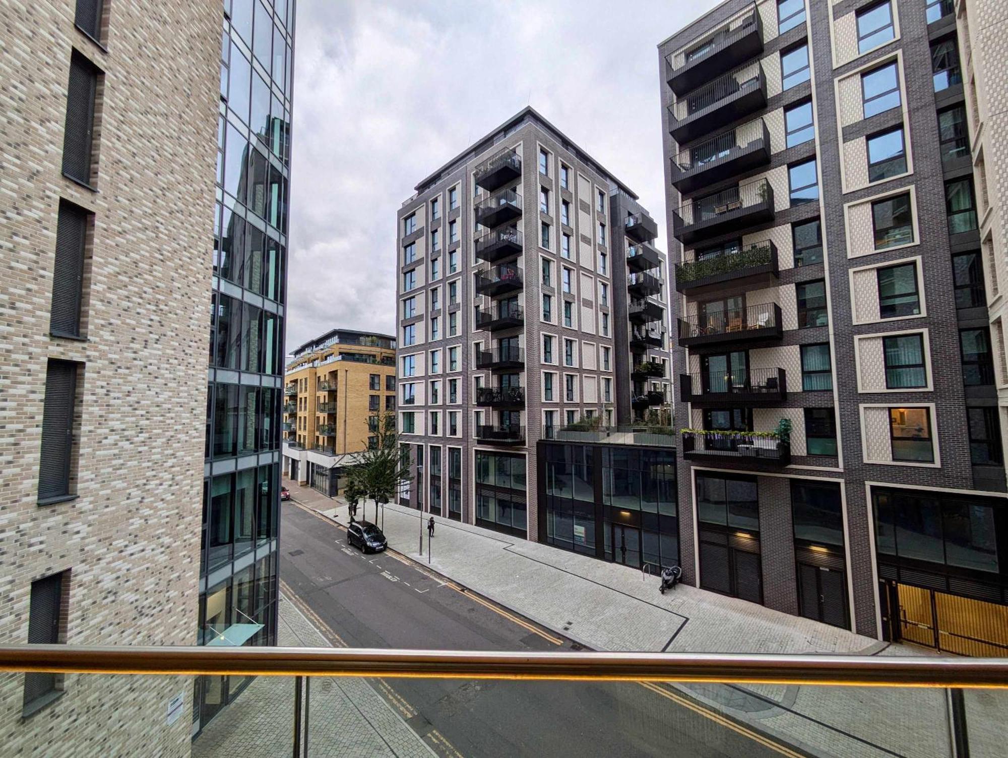 Charming 2Br Flat With Stunning Balcony Apartment Londra Exterior foto